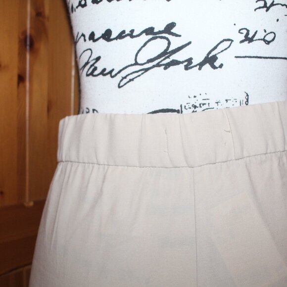 H&M Beige Trousers with Slits at Hem Recycled Polyester US Size 10 NWT - Picture 3 of 8